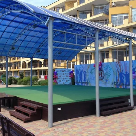 Appart hôtel Midia Grand